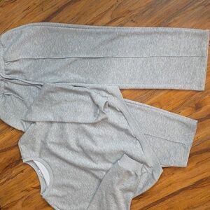 Pinspatk Grey Sweatshirt Joggers Set Women's Large